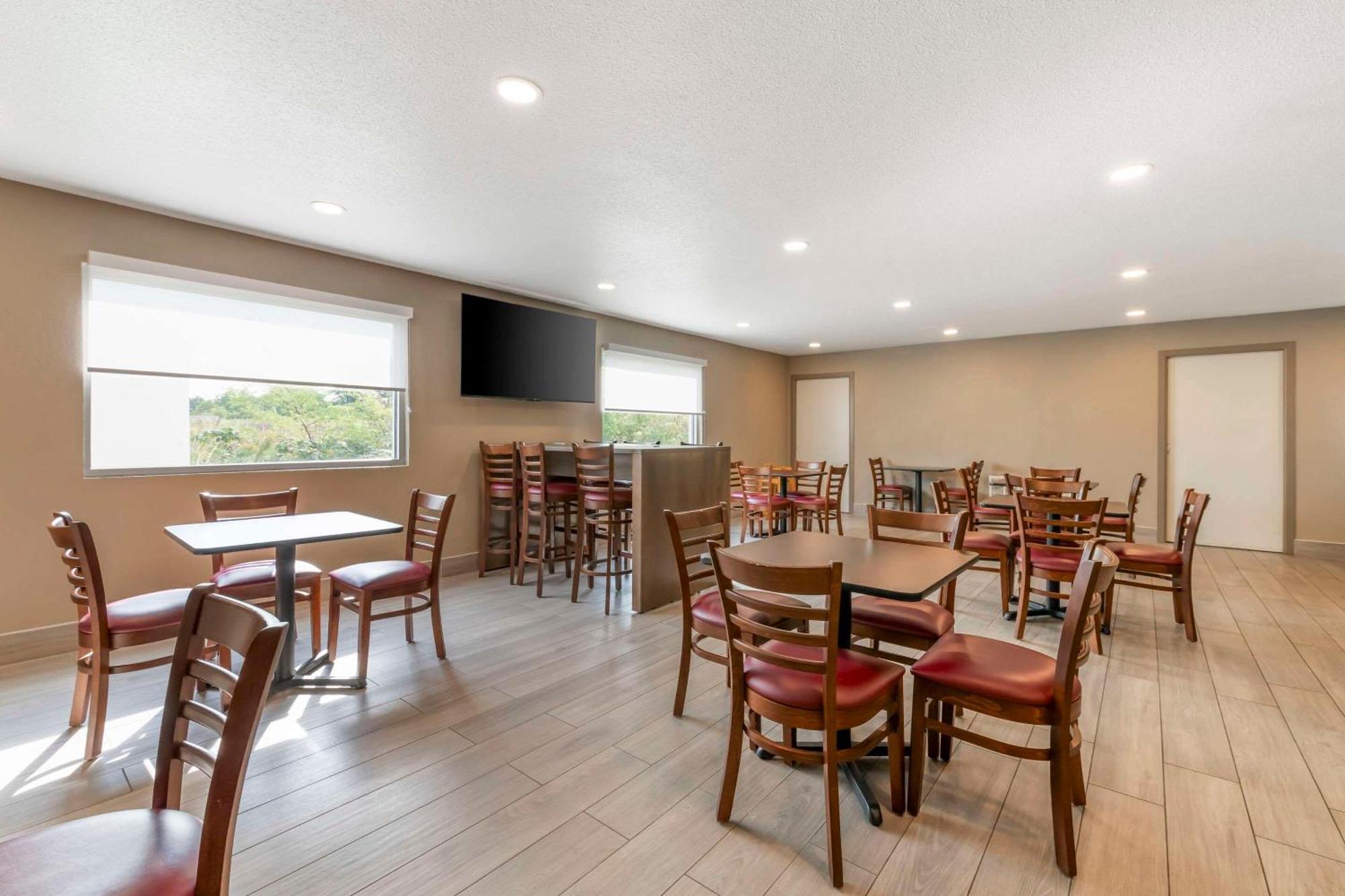 Sleep Inn & Suites Wisconsin Dells Ngoại thất bức ảnh